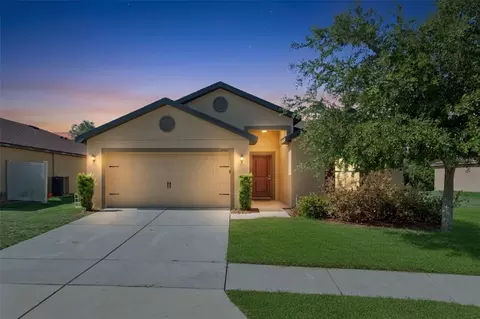 1884 Piedmont Ct, Mascotte, FL 34753