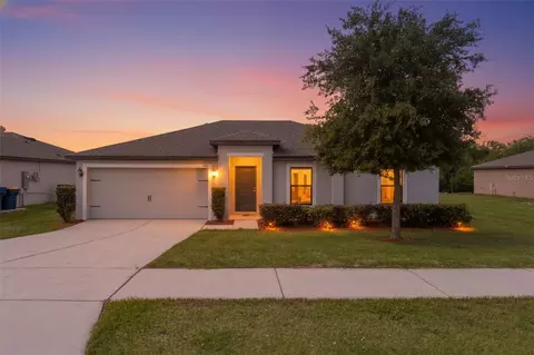 1613 Orne St, Mascotte, FL 34753