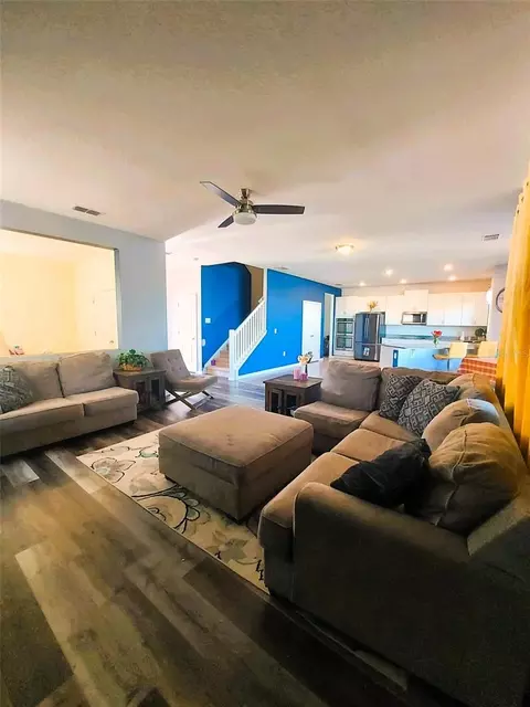 Living - 11542 Brighton Knoll Loop, Riverview, FL 33579 photo 3 of 3