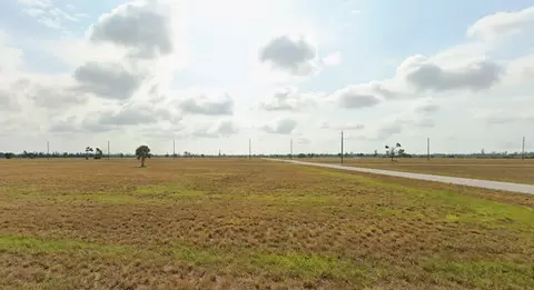 2 Peacock Ct, Placida, FL 33946