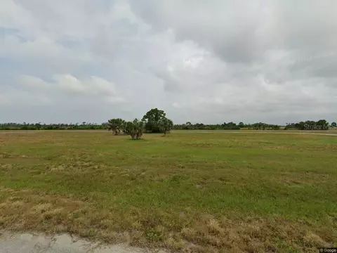62 Begonia Dr, Placida, FL 33946