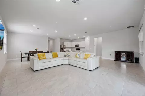 Living - 6085 Forest Perch Dr, Saint Cloud, FL 34771 photo 2 of 4