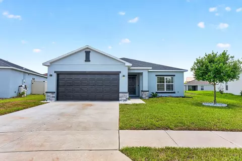 596 Meadow Bend Dr, Davenport, FL 33837