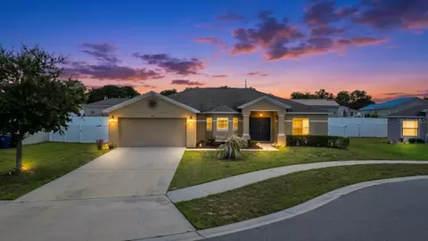 650 Hidden Lakes Ct, Haines City, FL 33844