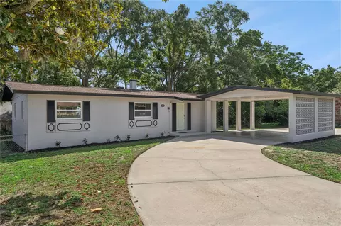 1310 Lee Ct, Leesburg, FL 34748