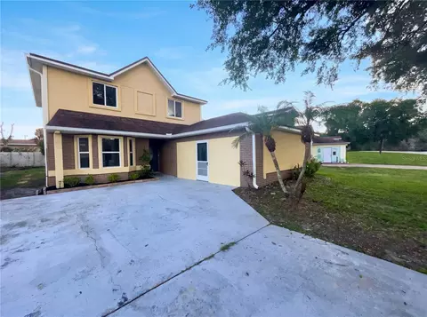 147 Coralwood Cir, Kissimmee, FL 34743
