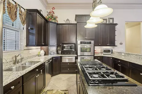 Kitchen - 2075 Mustang Ct, Saint Cloud, FL 34771 photo 3 of 3