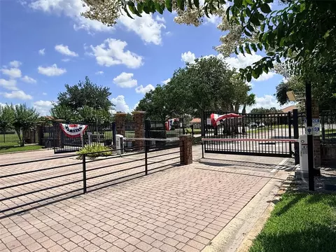 View/Area - 2084 Water Tupelo Way, Ocoee, FL 34761 photo 2 of 2