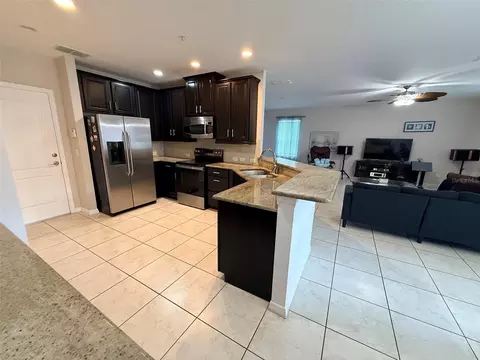Kitchen - 2084 Water Tupelo Way, Ocoee, FL 34761 photo 2 of 3