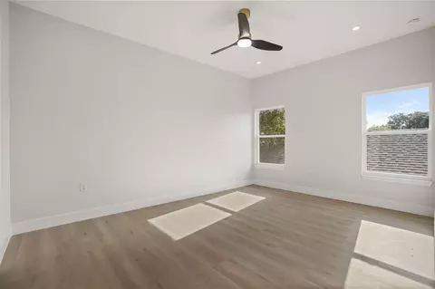 Bedroom - 823 E Mcdonald Ave, Eustis, FL 32726 photo 4 of 9