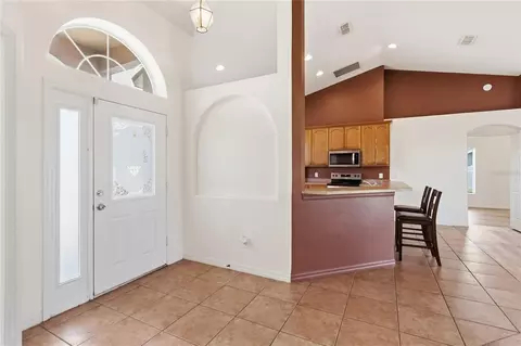 Entry Way - 1019 Chamberlin Trl, Saint Cloud, FL 34772 photo 2 of 3