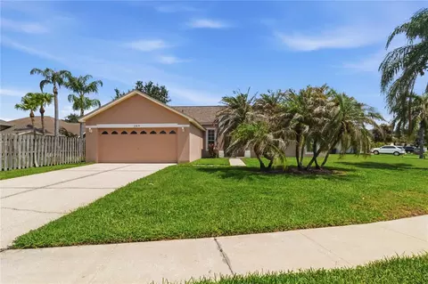 Exterior - 1019 Chamberlin Trl, Saint Cloud, FL 34772 photo 3 of 13