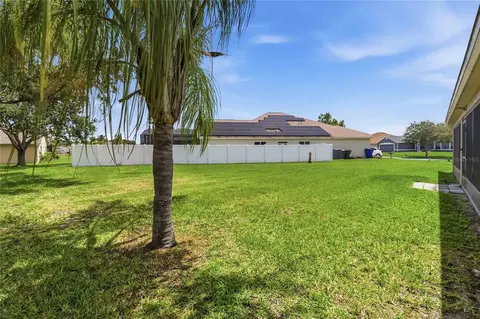 Exterior - 1019 Chamberlin Trl, Saint Cloud, FL 34772 photo 12 of 13