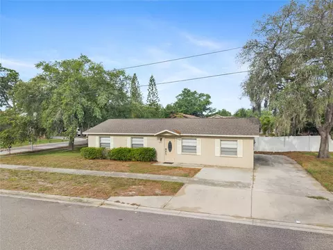 1221 E Court St, Tarpon Springs, FL 34689