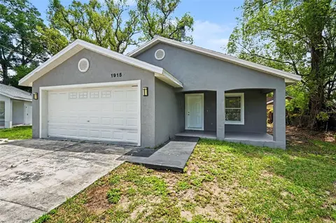 1915 E Mcberry St, Tampa, FL 33610