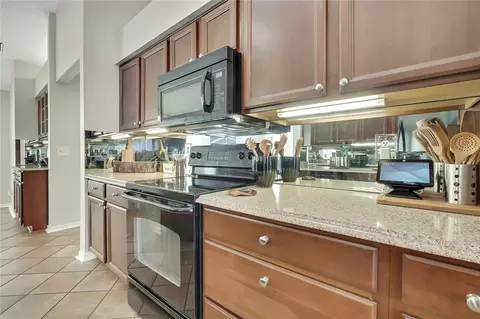 Kitchen - 13290 Don Loop, Spring Hill, FL 34609 photo 3 of 4