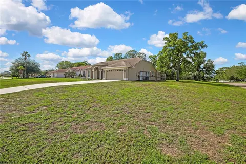 Exterior - 13290 Don Loop, Spring Hill, FL 34609 photo 14 of 17