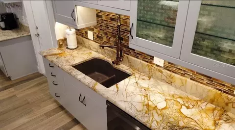 Kitchen - 19 Sanchez Ave, Ormond Beach, FL 32174 photo 6 of 7
