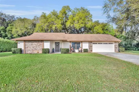 3158 Whisper Wind Dr, Saint Cloud, FL 34771