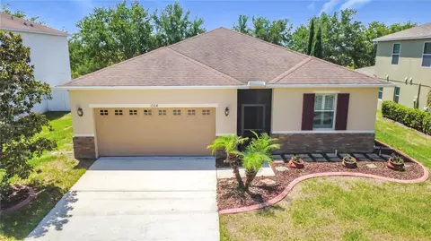 1764 Dunedin Dr, Tavares, FL 32778
