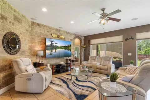 Living - 2849 Curving Oaks Way, Orlando, FL 32820 photo 1 of 5