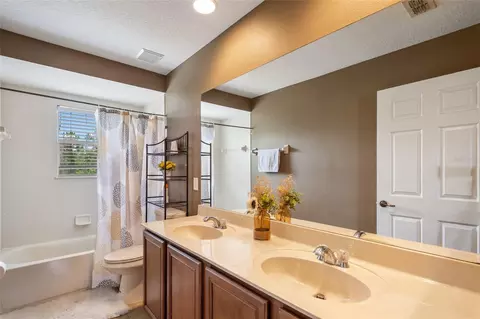 Bath - 2849 Curving Oaks Way, Orlando, FL 32820 photo 2 of 2