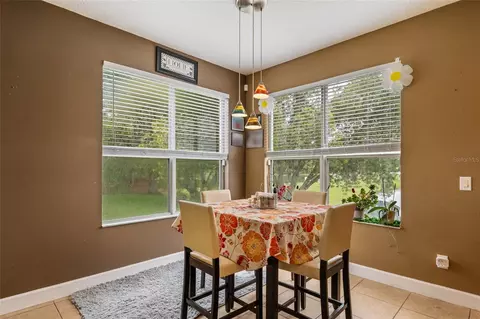 Dining - 2849 Curving Oaks Way, Orlando, FL 32820 photo 5 of 5