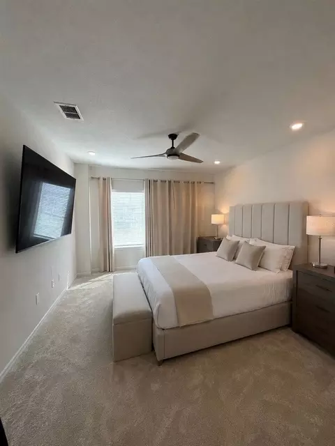 Bedroom - 17152 Cercis Loop, Clermont, FL 34711 photo 1 of 2
