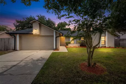 9909 Earlston St, Orlando, FL 32817