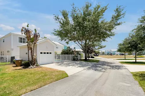Exterior - 7768 Linkside Loop, Reunion, FL 34747 photo 11 of 13