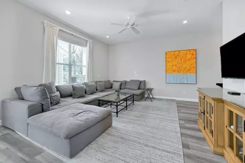Living - 7768 Linkside Loop, Reunion, FL 34747 photo 1 of 2