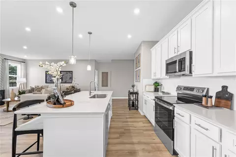 Kitchen - 1813 Shadow Box Bnd, Saint Cloud, FL 34771 photo 1 of 4