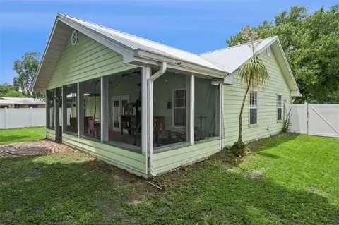 Exterior - 3102 Garden Ct, Saint Cloud, FL 34769 photo 4 of 4