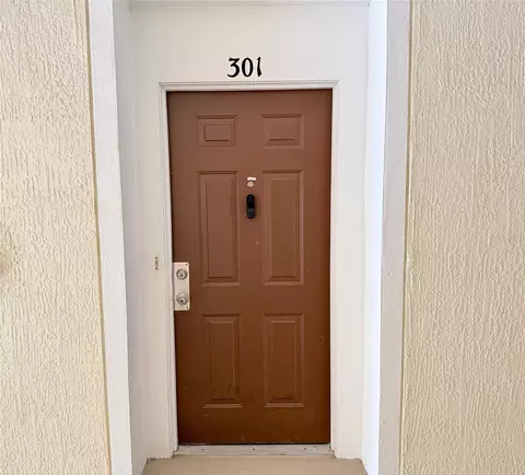 3190 Dante Dr #301, Orlando, FL 32835