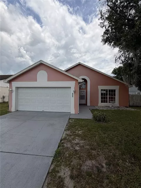 8320 Southern Forest Dr, Orlando, FL 32829