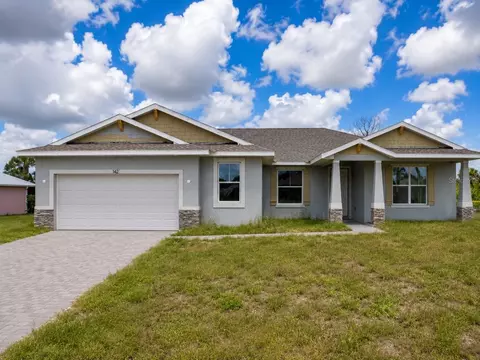 142 Fairway Rd, Rotonda West, FL 33947