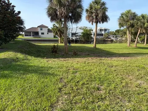 128 Seaside Pt, Flagler Beach, FL 32136