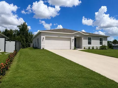 26484 View Dr, Punta Gorda, FL 33983