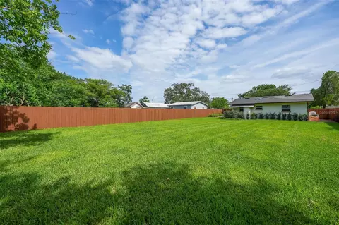 Exterior - 10541 3rd Ave, Ocoee, FL 34761 photo 6 of 17
