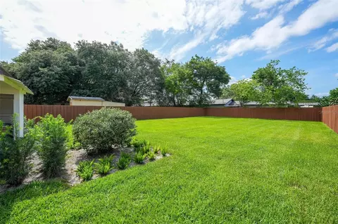 Exterior - 10541 3rd Ave, Ocoee, FL 34761 photo 7 of 17