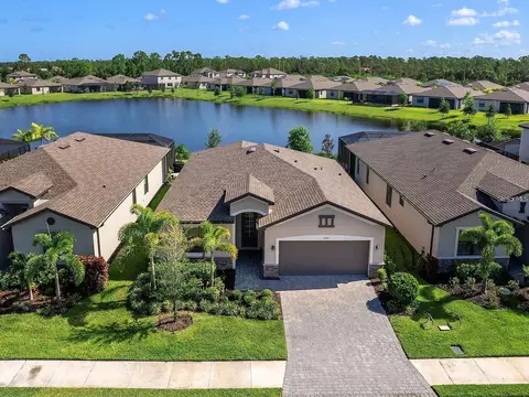 11100 Balfour St, Venice, FL 34293