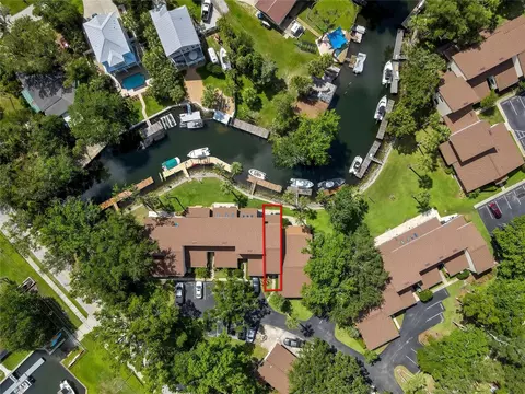1637 SE Paradise Cir #106, Crystal River, FL 34429