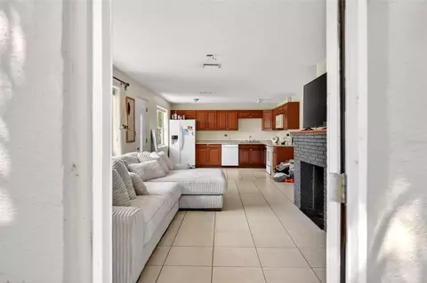 Entry Way - 71 Fairview Ave, Ormond Beach, FL 32174 photo 1 of 3