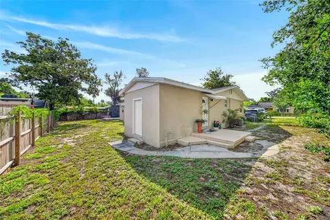 Exterior - 71 Fairview Ave, Ormond Beach, FL 32174 photo 8 of 11