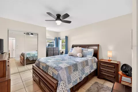 Bedroom - 71 Fairview Ave, Ormond Beach, FL 32174 photo 4 of 6