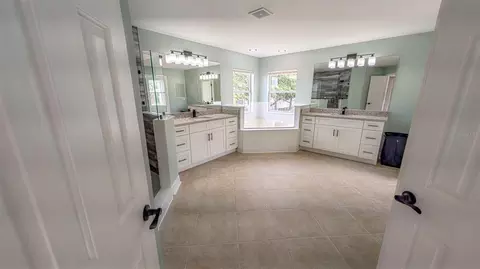 Bath - 2835 Migliara Ln, Ocoee, FL 34761 photo 2 of 8