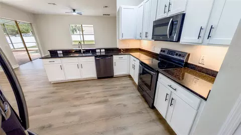 Kitchen - 2835 Migliara Ln, Ocoee, FL 34761 photo 3 of 4