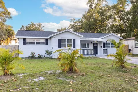 234 W Magnolia St, Apopka, FL 32703