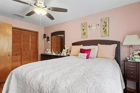 Bedroom - 2236 Summer Raye Ct, Saint Cloud, FL 34772 photo 5 of 5