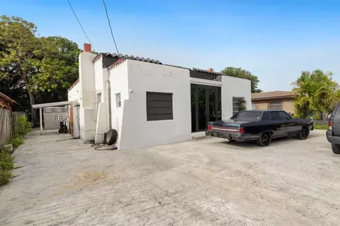 1829 5th, Miami, FL 33125